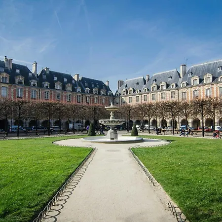 Appartamento Spacious - 4br-10p - Place Des Vosges Parigi