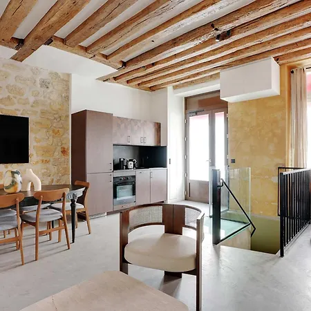 Spacious - 4br-10p - Place Des Vosges Appartamento Parigi
