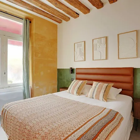 Spacious - 4br-10p - Place Des Vosges Parigi