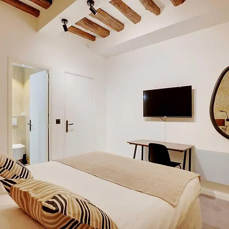 Spacious - 4br-10p - Place Des Vosges * Parigi