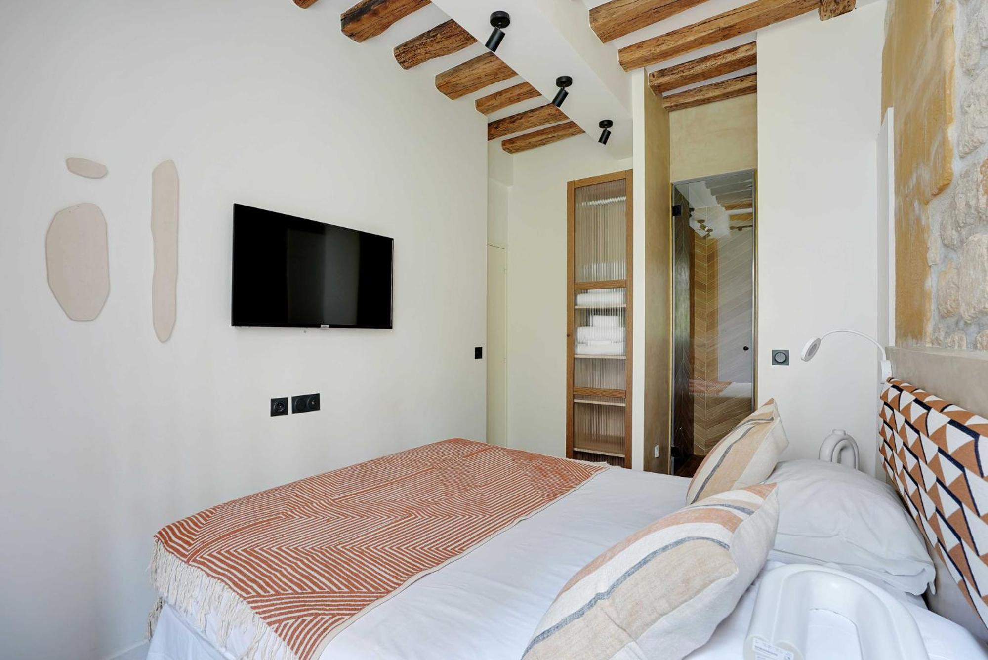 Apartment Spacious - 4br-10p - Place Des Vosges *