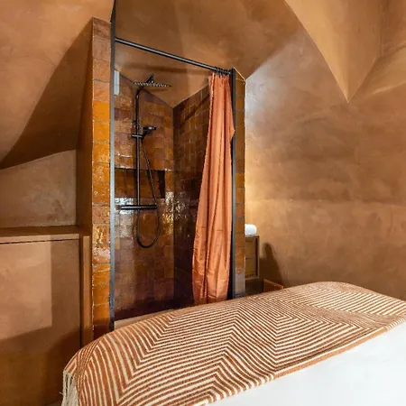 Apartment Spacious - 4br-10p - Place Des Vosges Paris